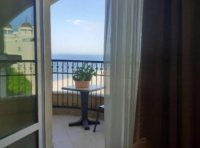 Sunset Apartmanhotel *